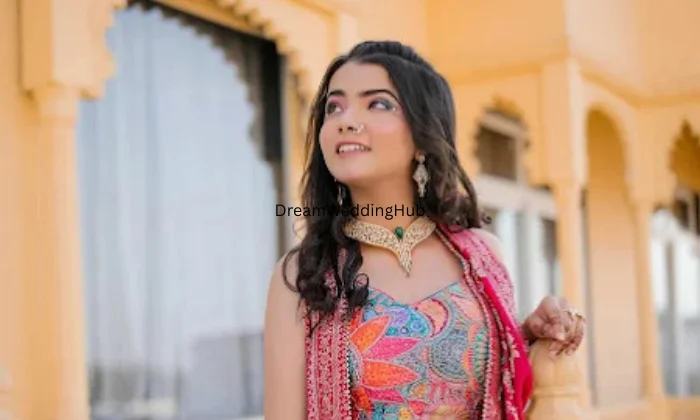 Iconic Salon  Academy